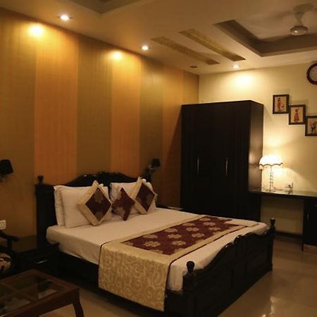 Hotel Universe Inn New Delhi Cameră foto